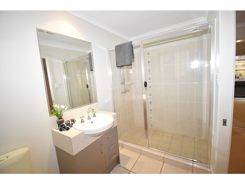 2 Kensington Drive, Cooroy QLD 4563