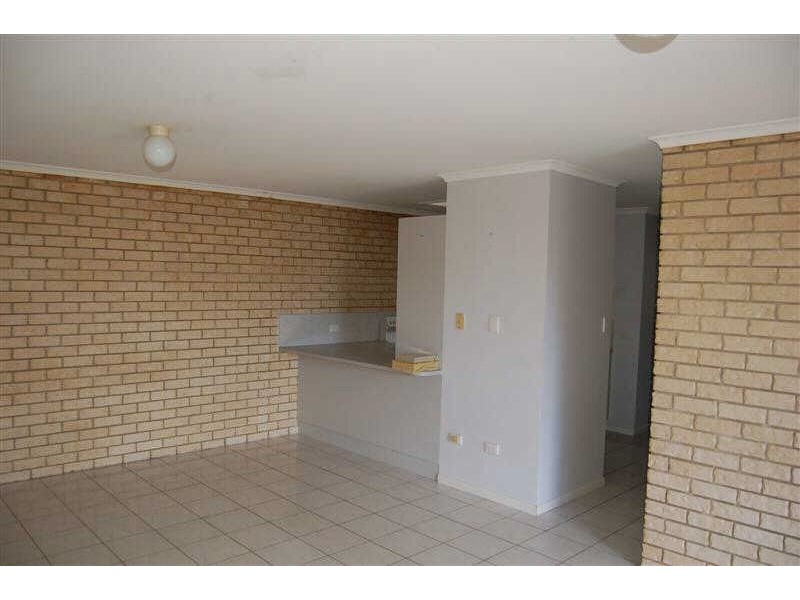 4/9 Jarnahill Drive, Mount Coolum QLD 4573