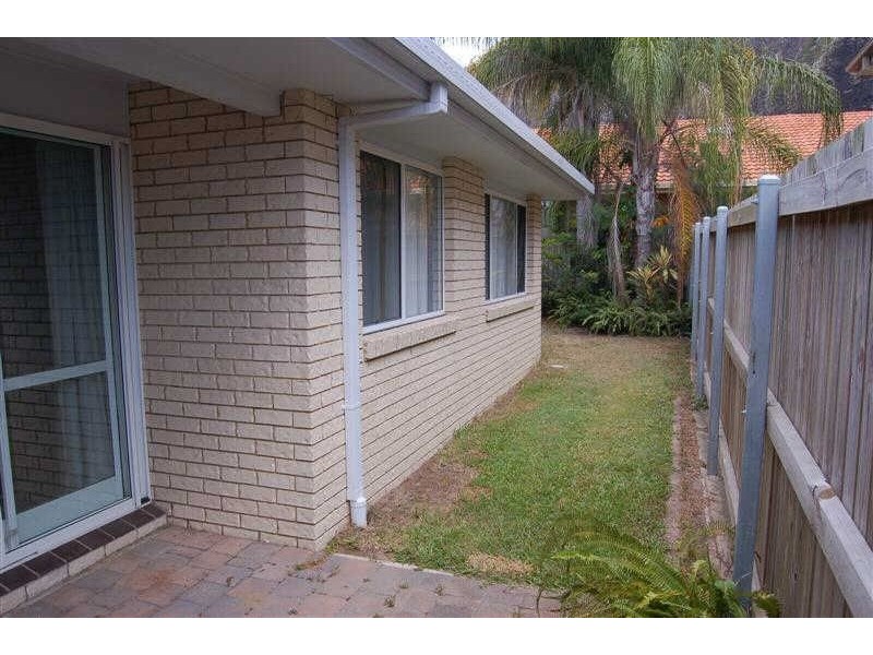 4/9 Jarnahill Drive, Mount Coolum QLD 4573