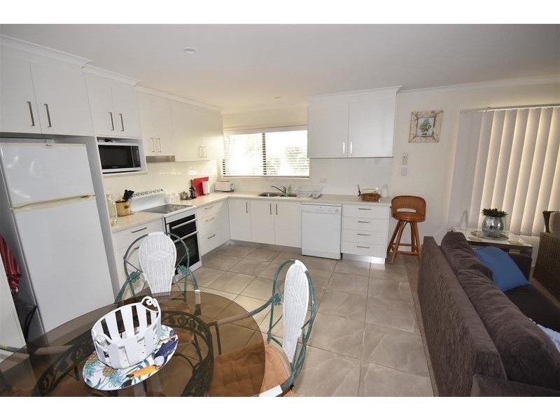 1/25 Katharina Street, Noosa Heads QLD 4567