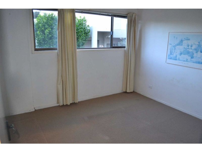 1/12 Park Crescent, Sunshine Beach QLD 4567