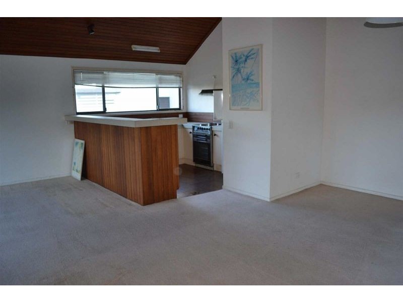 1/12 Park Crescent, Sunshine Beach QLD 4567