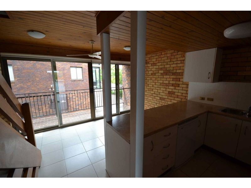 2/4 Peza Court, Noosa Heads QLD 4567