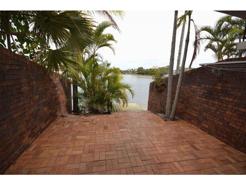 2/4 Peza Court, Noosa Heads QLD 4567