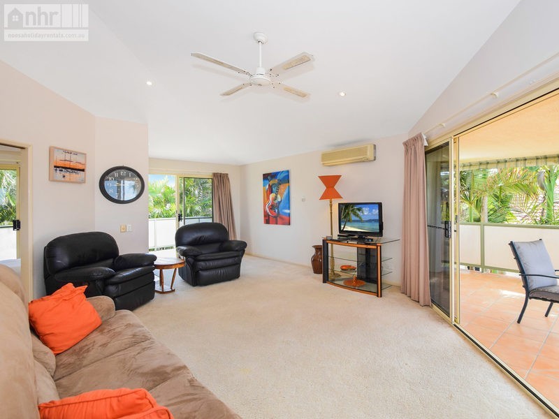 3 Caribbean Court, Castaways Beach QLD 4567