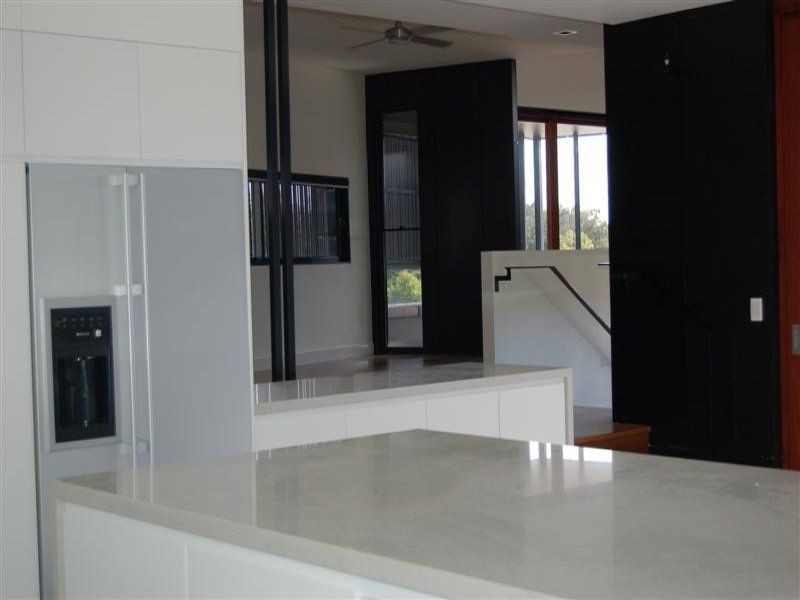 2 Wildapple Court, Noosa Heads QLD 4567