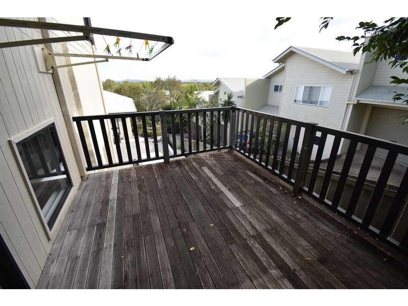 2/17 Advance Place, Sunrise Beach QLD 4567