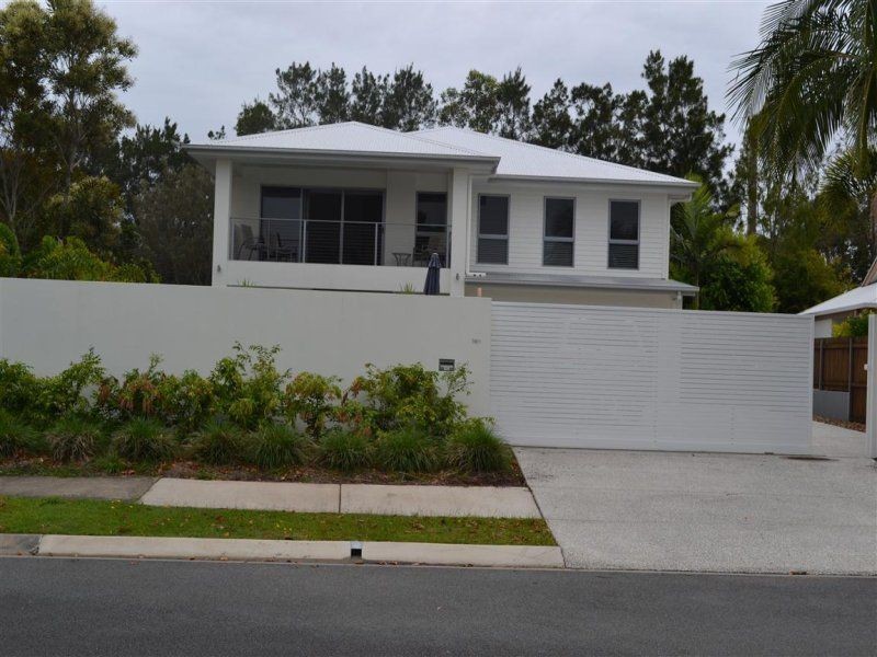 10 Waterside Court, Noosaville QLD 4566