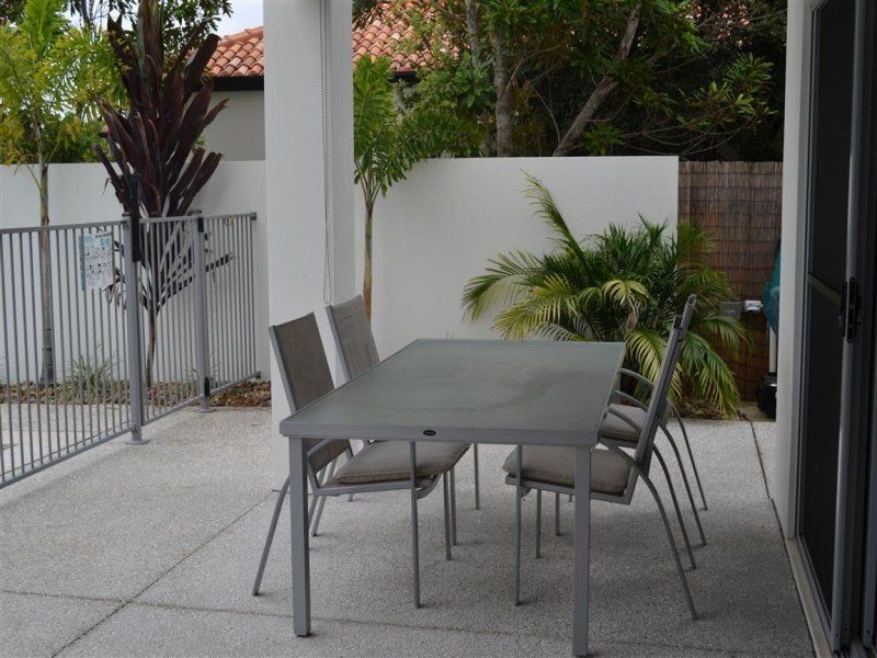 10 Waterside Court, Noosaville QLD 4566