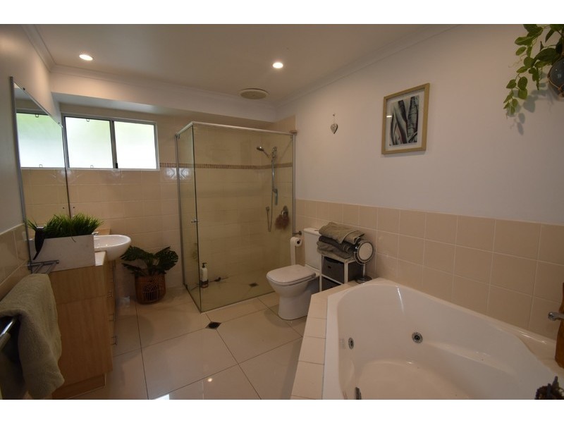 1/74 Poinciana Avenue, Tewantin QLD 4565