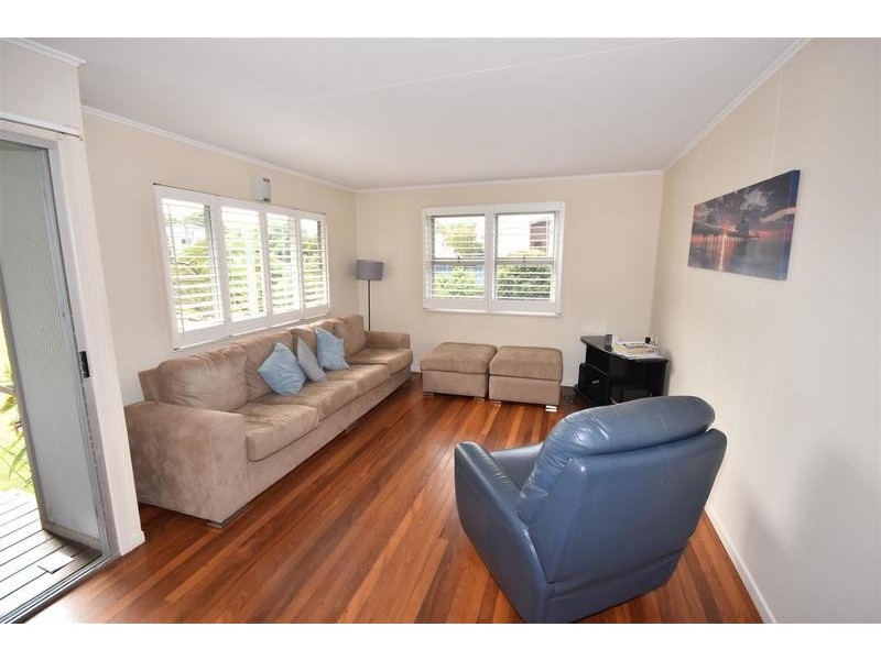 5 George St, Noosaville QLD 4566