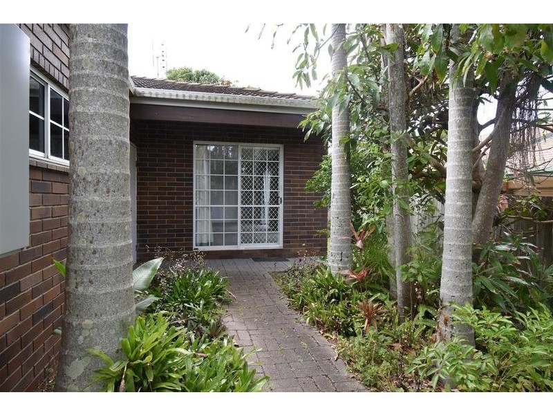 2/34 Second Avenue, Coolum Beach QLD 4573