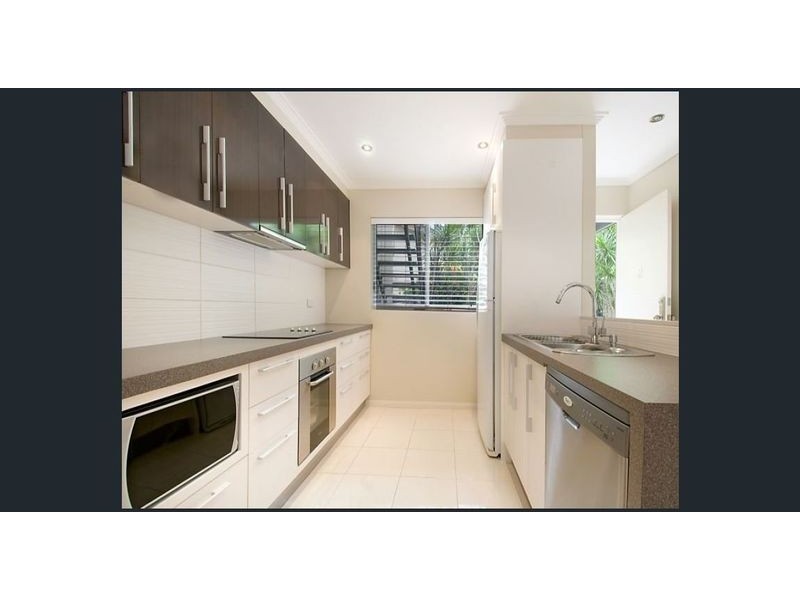 2/4 Attunga Heights, Noosa Heads QLD 4567