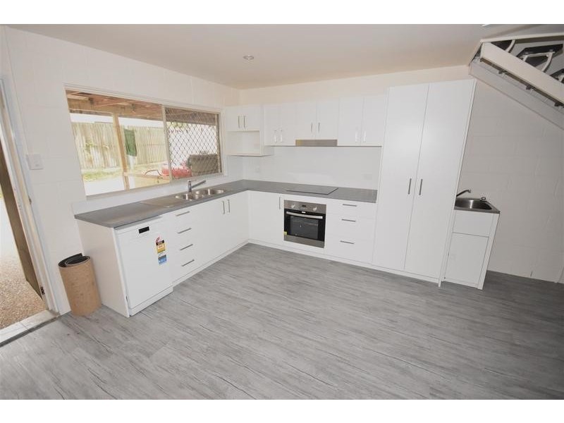 2/24 Shields Street, Tewantin QLD 4565