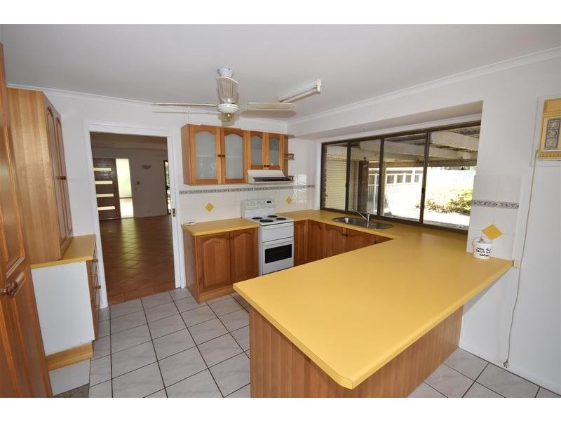 82 Goodchap St, Noosaville QLD 4566