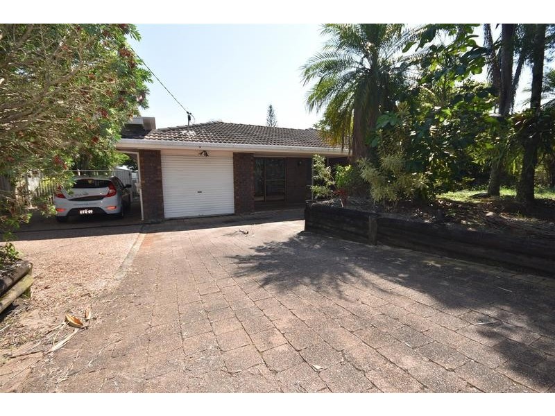 82 Goodchap St, Noosaville QLD 4566