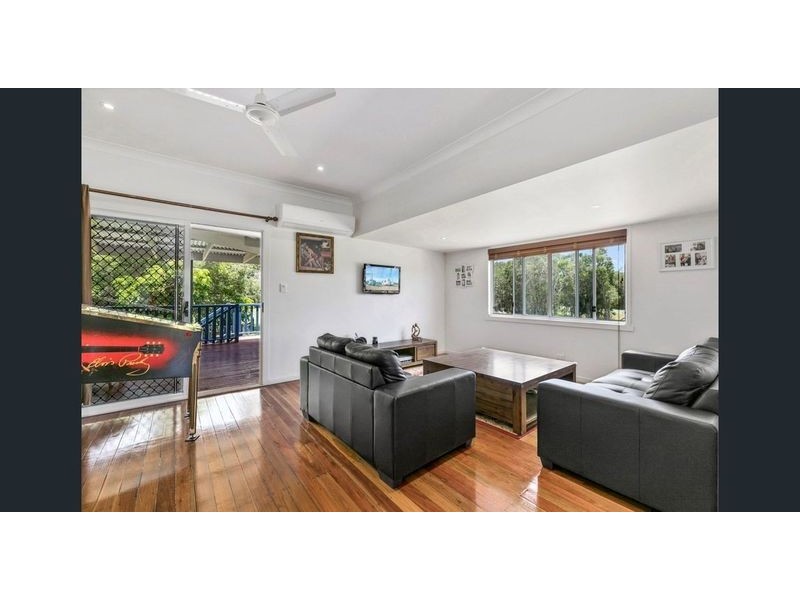 132 Illoura Place, Cooroibah QLD 4565
