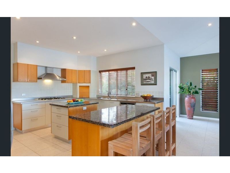 12 Seahorse Place, Noosa Waters QLD 4566