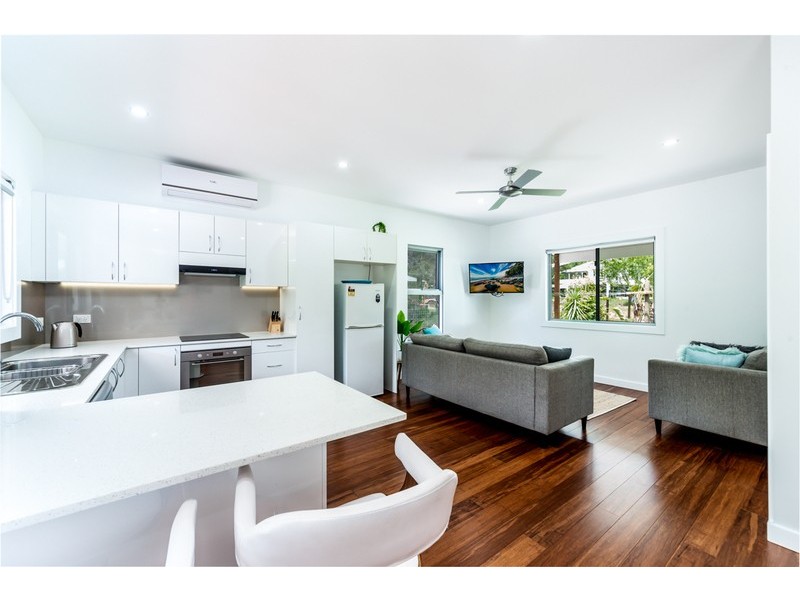 97 Silverwood Drive, Cooroibah QLD 4565