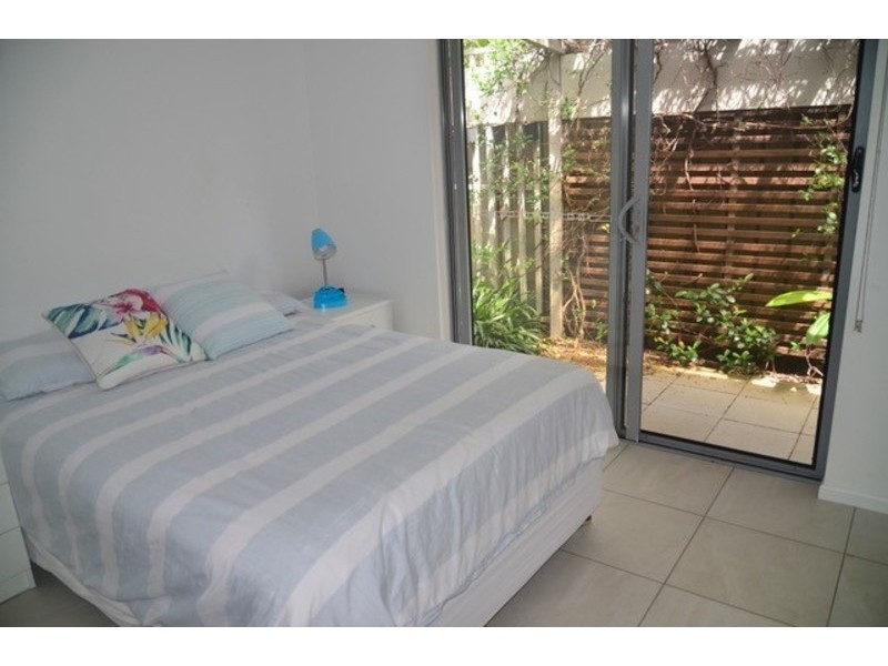 21 Coral Tree Avenue, Noosa Heads QLD 4567