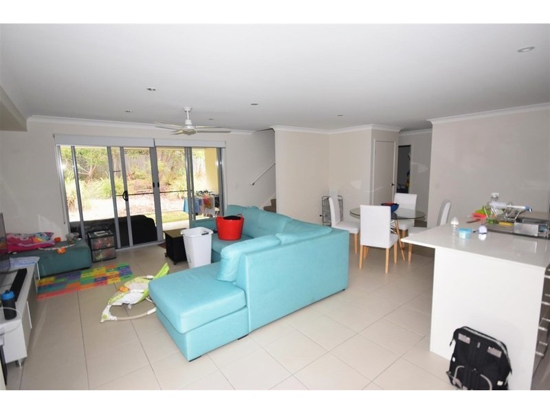 1/77 Brushbox Way, Peregian Springs QLD 4573