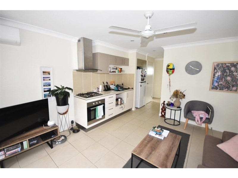 2/77 Brushbox Way, Peregian Springs QLD 4573