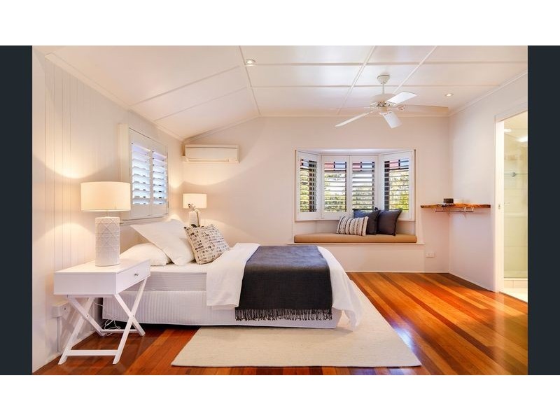 126 George St, Tewantin QLD 4565