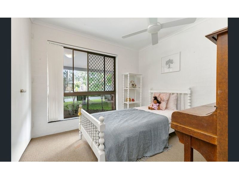 4 Hillcrest Avenue, Tewantin QLD 4565