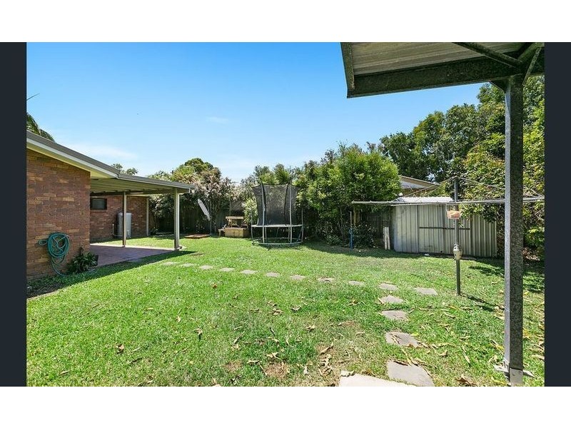 4 Hillcrest Avenue, Tewantin QLD 4565