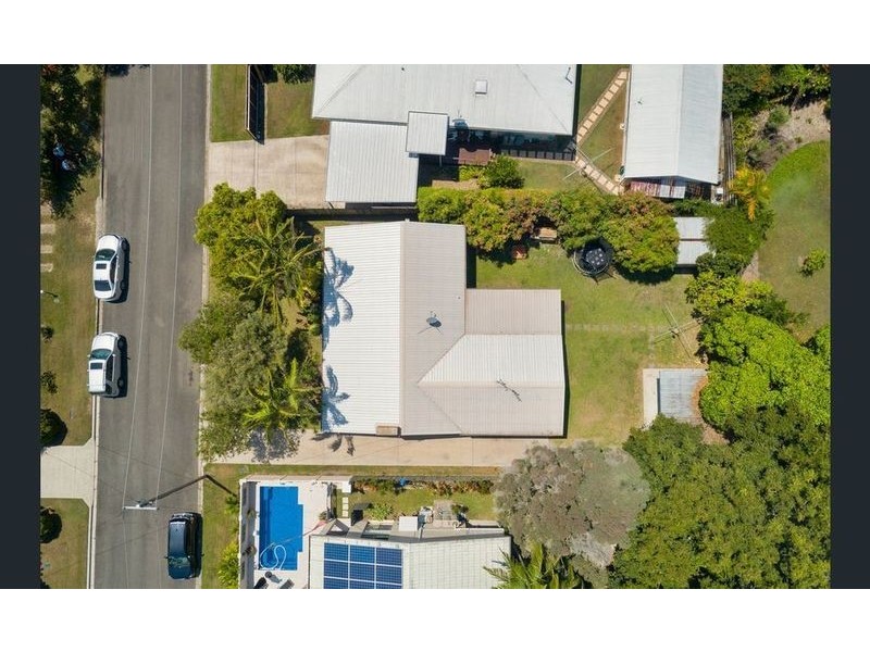 4 Hillcrest Avenue, Tewantin QLD 4565