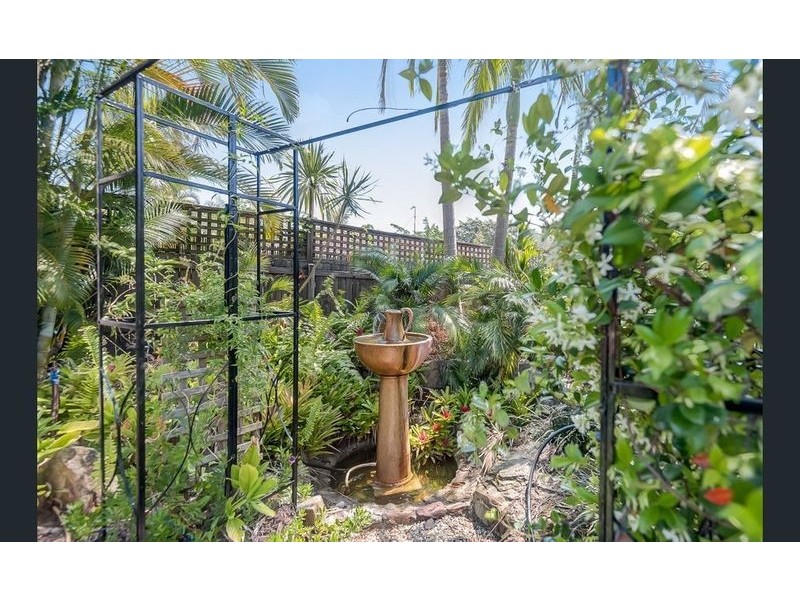 100 Furness Drive, Tewantin QLD 4565