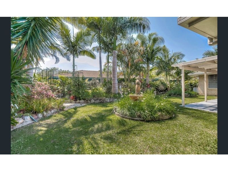 100 Furness Drive, Tewantin QLD 4565