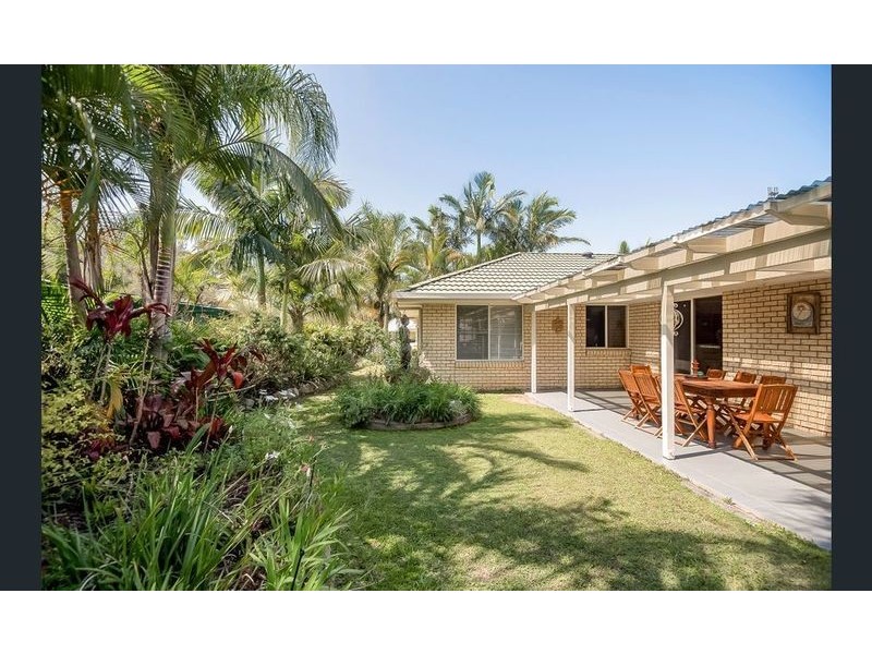 100 Furness Drive, Tewantin QLD 4565