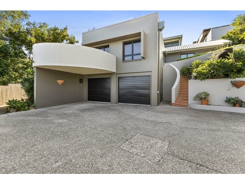 27 Seaview Tce, Sunshine Beach QLD 4567
