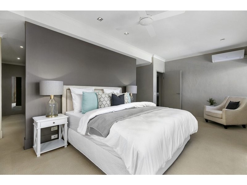 27 Seaview Tce, Sunshine Beach QLD 4567