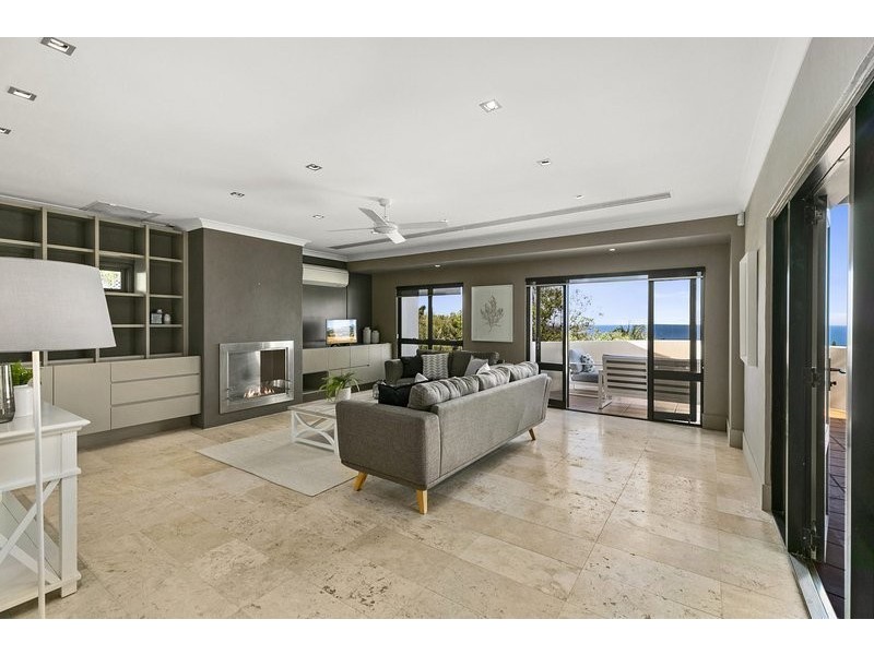 27 Seaview Tce, Sunshine Beach QLD 4567
