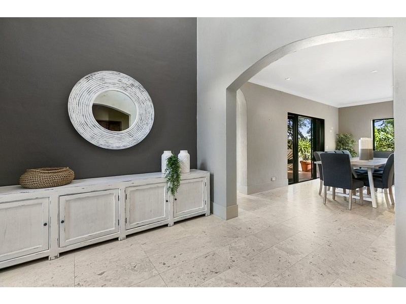 27 Seaview Tce, Sunshine Beach QLD 4567