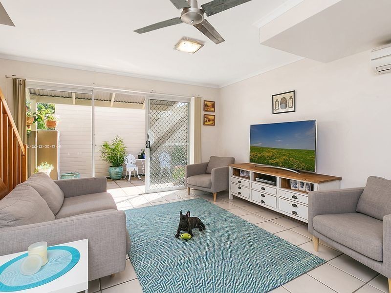 2/12 James Street, Noosaville QLD 4566