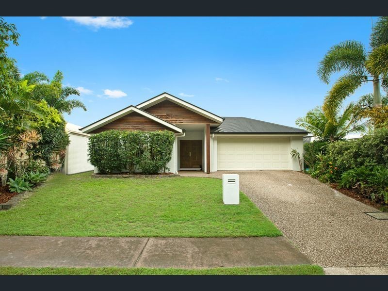 11 Thomson Place, Peregian Springs QLD 4573
