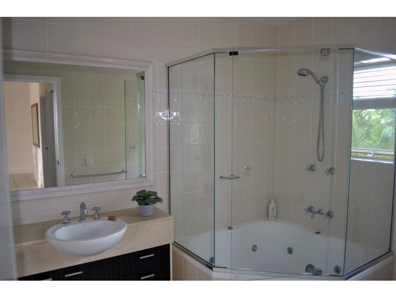 6/19 Russell Street, Noosaville QLD 4566