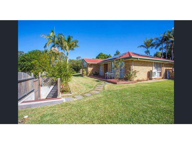 11 Maple Ave, Tewantin QLD 4565