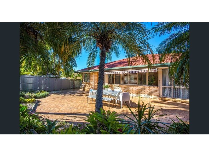 11 Maple Ave, Tewantin QLD 4565