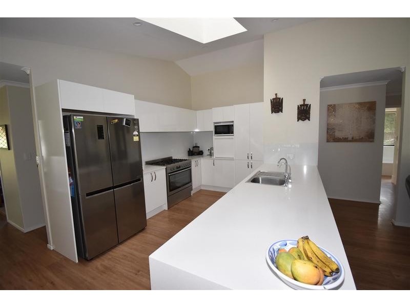 26 Kingsgate Drive, Tinbeerwah QLD 4563