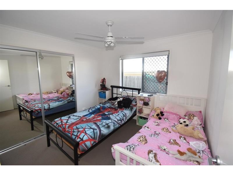 2/5 Cypress Place, Peregian Springs QLD 4573