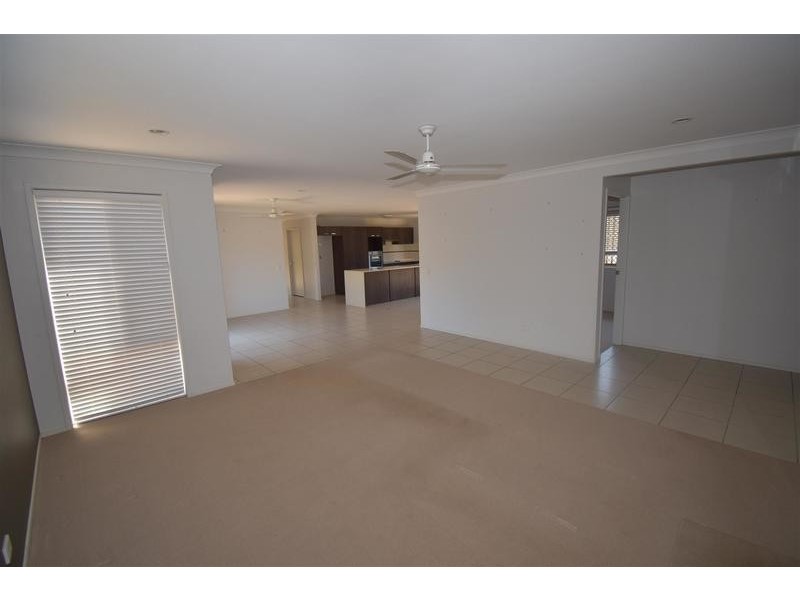 4 Kingmill Circ, Peregian Springs QLD 4573