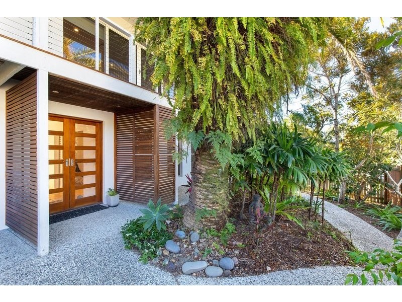 20 Ray Street, Sunshine Beach QLD 4567