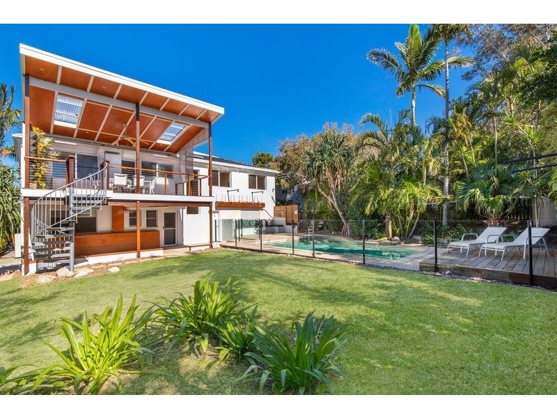 20 Ray Street, Sunshine Beach QLD 4567
