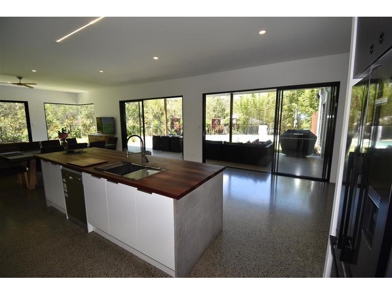 10 Azolla Circuit, Noosaville QLD 4566