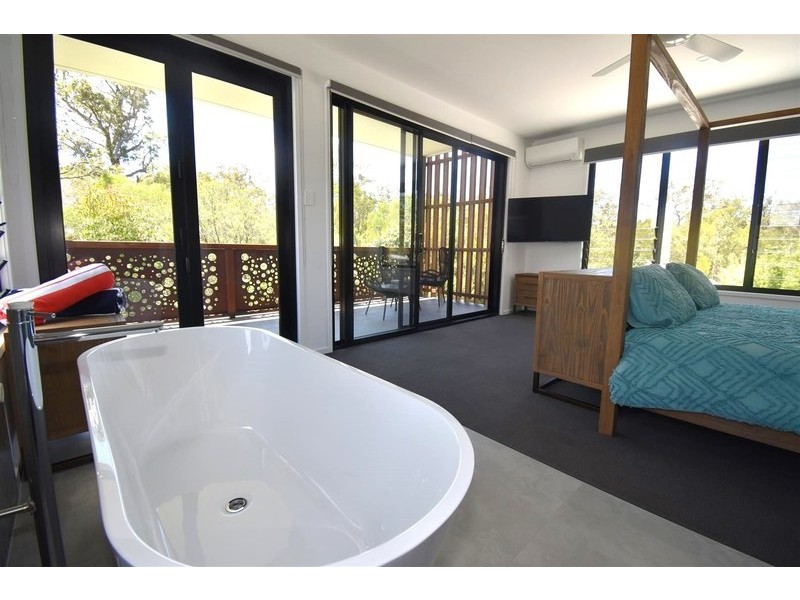 10 Azolla Circuit, Noosaville QLD 4566