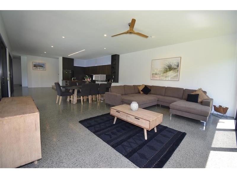 10 Azolla Circuit, Noosaville QLD 4566